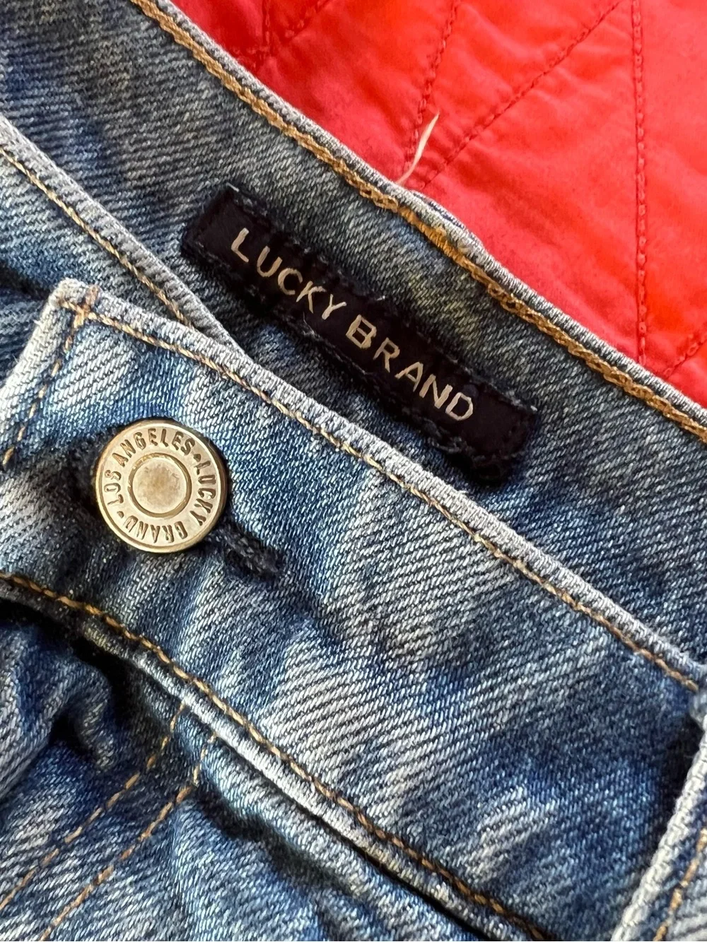 Lucky Brand Men's Straight Jeans in Washed Blue